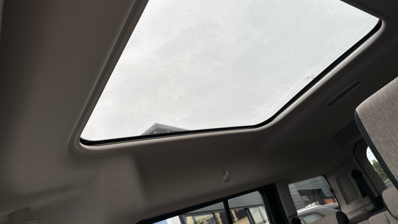 Ford Grand Tourneo Connect 1.5 EcoBlue 120 Titanium 5dr Diesel Estate